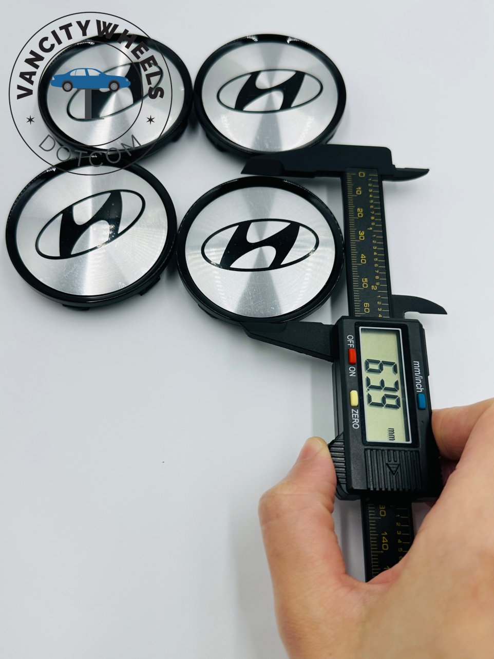 Premium 4Pcs Hyundai Wheel Center Caps in Varied Sizes & Wheel Cap Base
